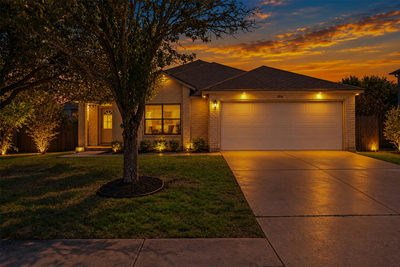 1804 Candlelight Dr — photo 2