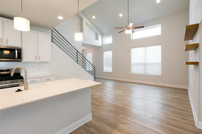 432 E Arrowhead Vine St — photo 3