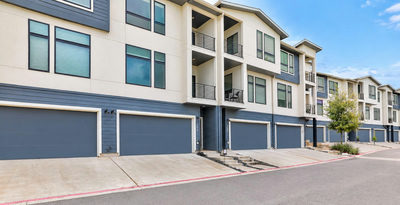 2050 Lohmans Spur Rd #102 — photo 2