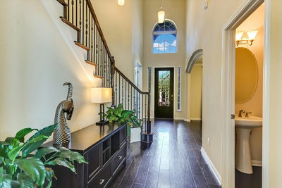 2112 Peoria Dr — photo 4