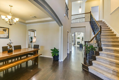 2112 Peoria Dr — photo 5