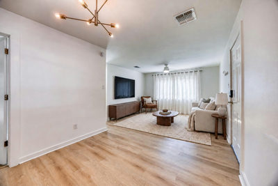 5407 Spring Meadow Rd — photo 5