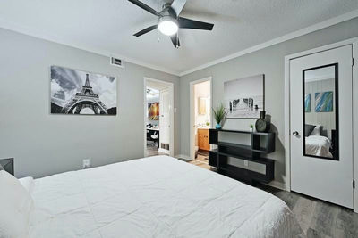 711 Eberhart Ln #113 — photo 2