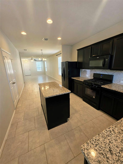 509 Coffee Berry Dr — photo 3