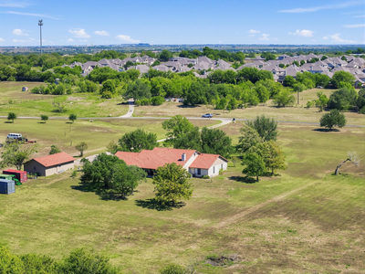 21208 Greenridge Dr — photo 3