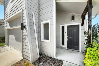 5212 Ingersoll Ln — photo 2