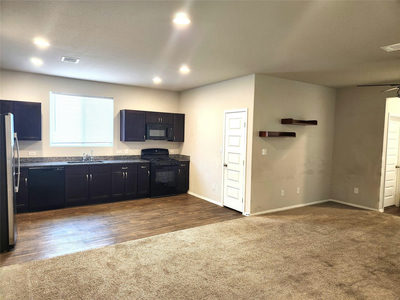 110 Huckleberry Ln — photo 3