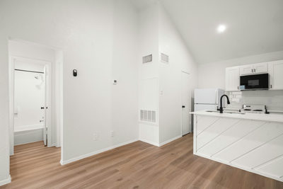 4205 Speedway Ave #201 — photo 5