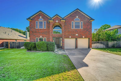411 Steeplechase Dr — photo 2