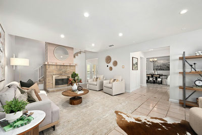 1100 Huntridge Dr — photo 3