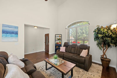1909 Gabrielles Way — photo 4