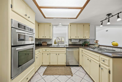 11306 Pickfair Dr — photo 4