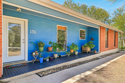 131 Laura Ln — photo 3
