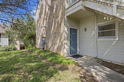 2450 Wickersham Ln #1001 — photo 3