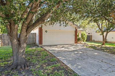 321 Zebra Dr — photo 3