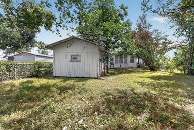 4703 Leslie Ave — photo 4