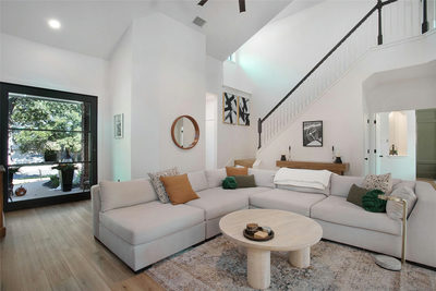3305 Tavistock Dr — photo 3