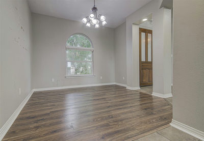 5006 Thunderbird St — photo 4