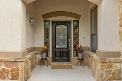 7800 Haggans Ln — photo 2