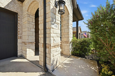 132 Fountain Grass Dr — photo 3