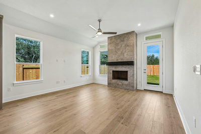 443 San Saba Dr — photo 5
