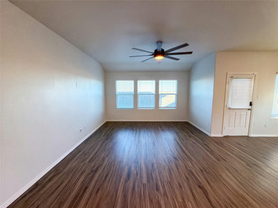 300 Arnage Dr — photo 3