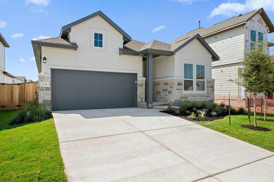 236 Manuel Place — photo 2
