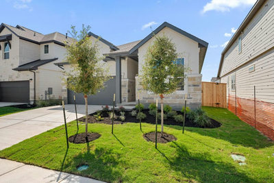236 Manuel Place — photo 3