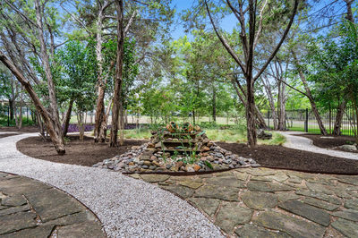 6906 Covered Bridge Dr — photo 2