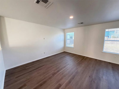 230 Phillips St — photo 3