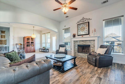 422 Betony Loop — photo 3