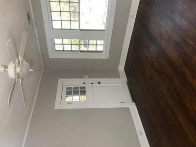 803 West Ave — photo 2