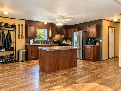 130 Jewel Ln — photo 2