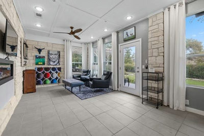 205 El Rio Dr — photo 3