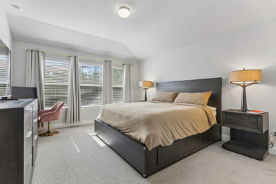 21607 Oregon Ln — photo 4