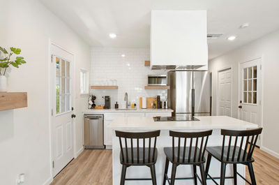 1613 N Cesar Chavez Blvd — photo 3