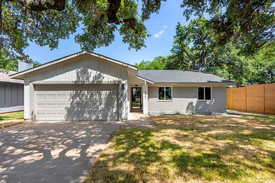 8001 Wakefield Dr — photo 2