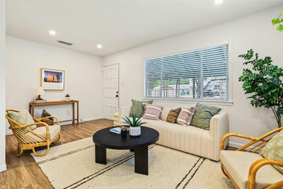 9802 Zion Way — photo 4