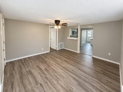 114 Royal St — photo 3