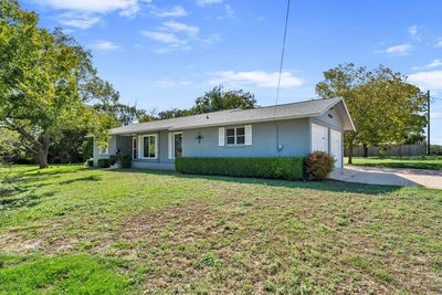 908 N Pierce St — photo 3