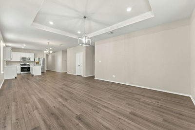 121 English Oak St — photo 4