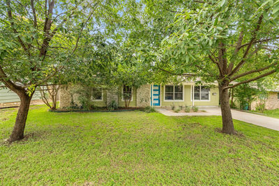 2706 Nottingham Ln — photo 3
