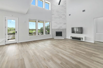121 Rapid Springs Cv — photo 3