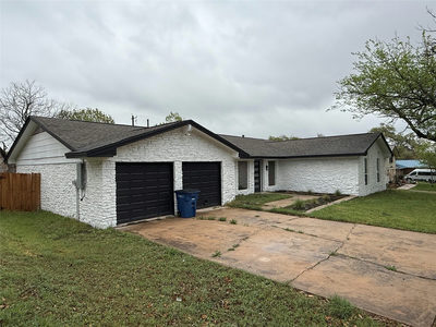 1402 Cardinal Hill Dr — photo 3