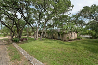 610 Lancelot Way — photo 3