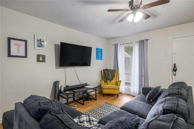 2207 Leon St #203 — photo 2