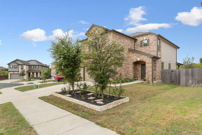 209 Bougainvillea Loop — photo 2