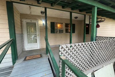 507 Crockett St — photo 4