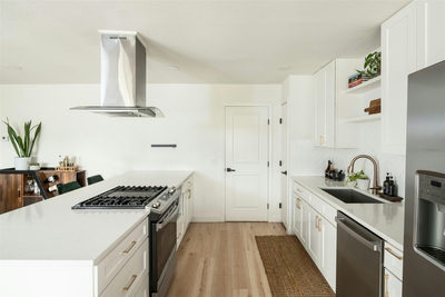 304 Skyloop Dr — photo 4