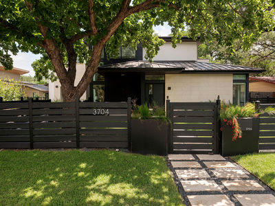 3704 Bonnie Rd — photo 2